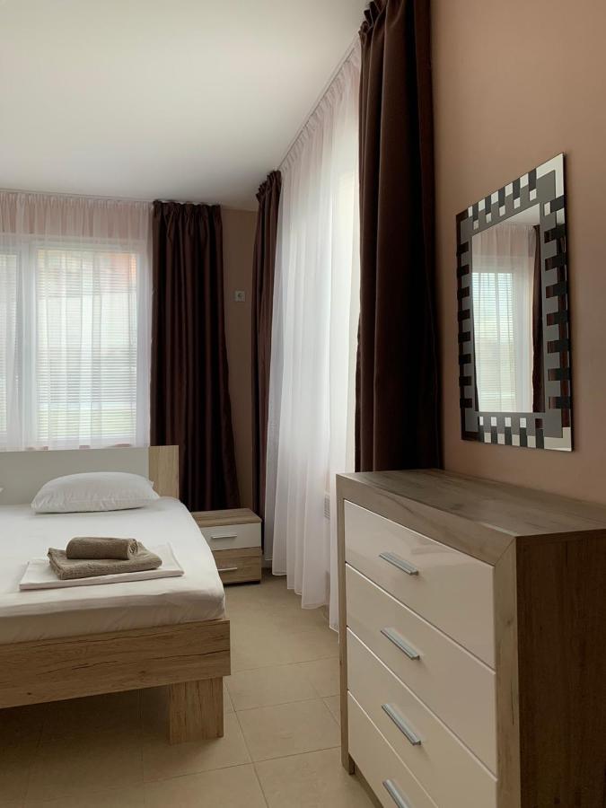 Villa Rouge - Apartment Victoria Sozopol Eksteriør billede
